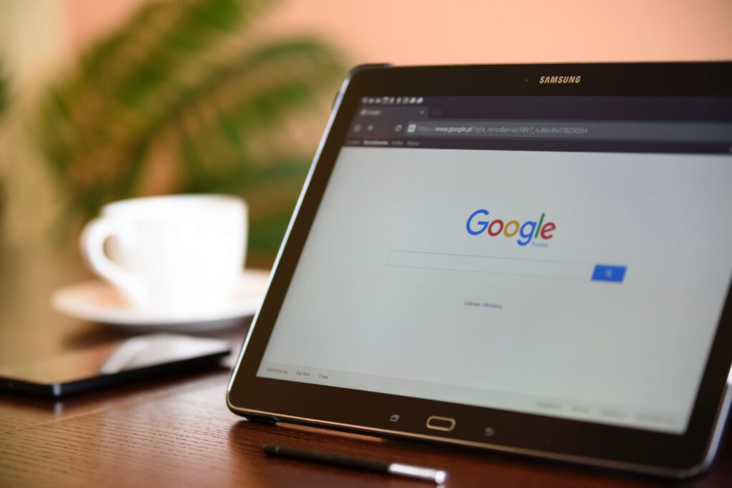 Online Meer Succes team aan het werk